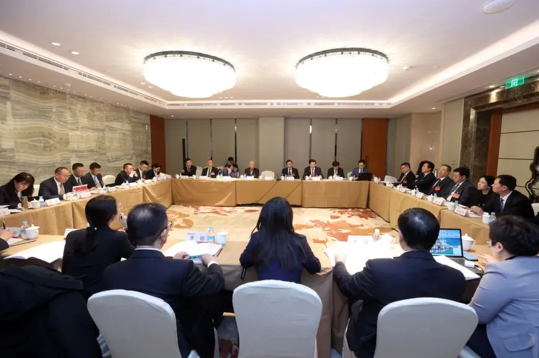 超凡娱乐-梦想照进现实,起劲成绩未来!