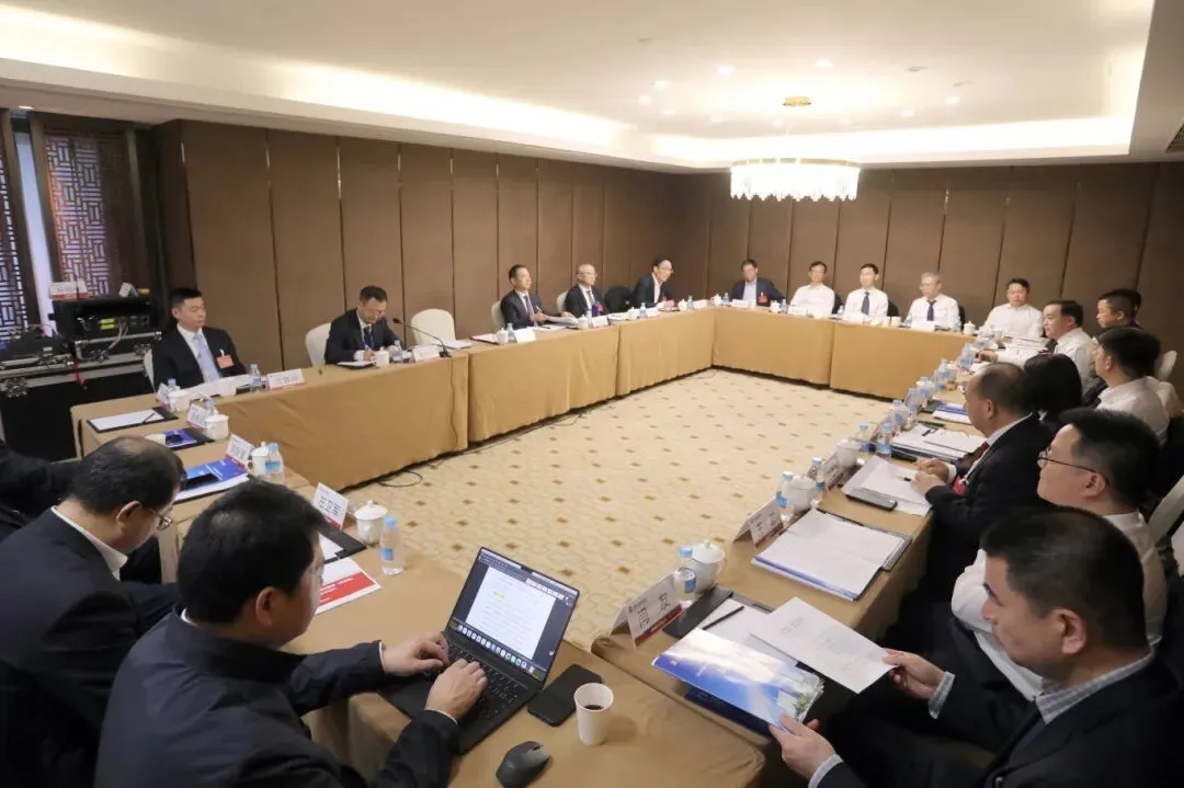 超凡娱乐-梦想照进现实,起劲成绩未来!