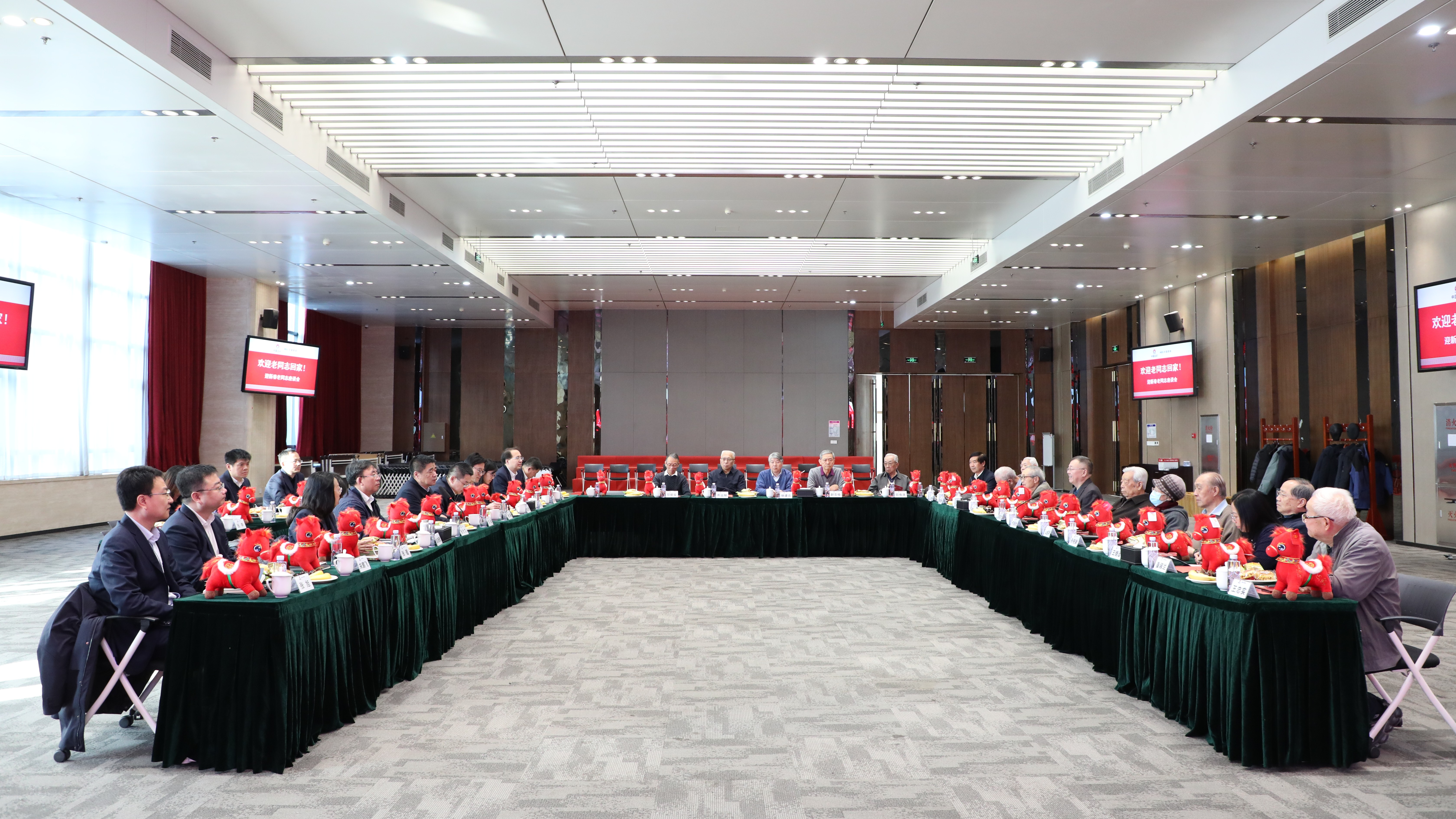 超凡娱乐-梦想照进现实,起劲成绩未来!